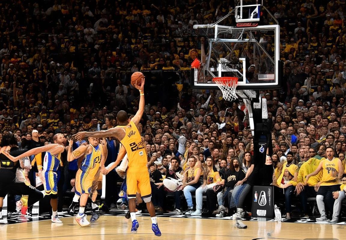 2019NBA掘金国王巅峰对决：约基奇与小萨博尼斯关键战役回顾(图3)