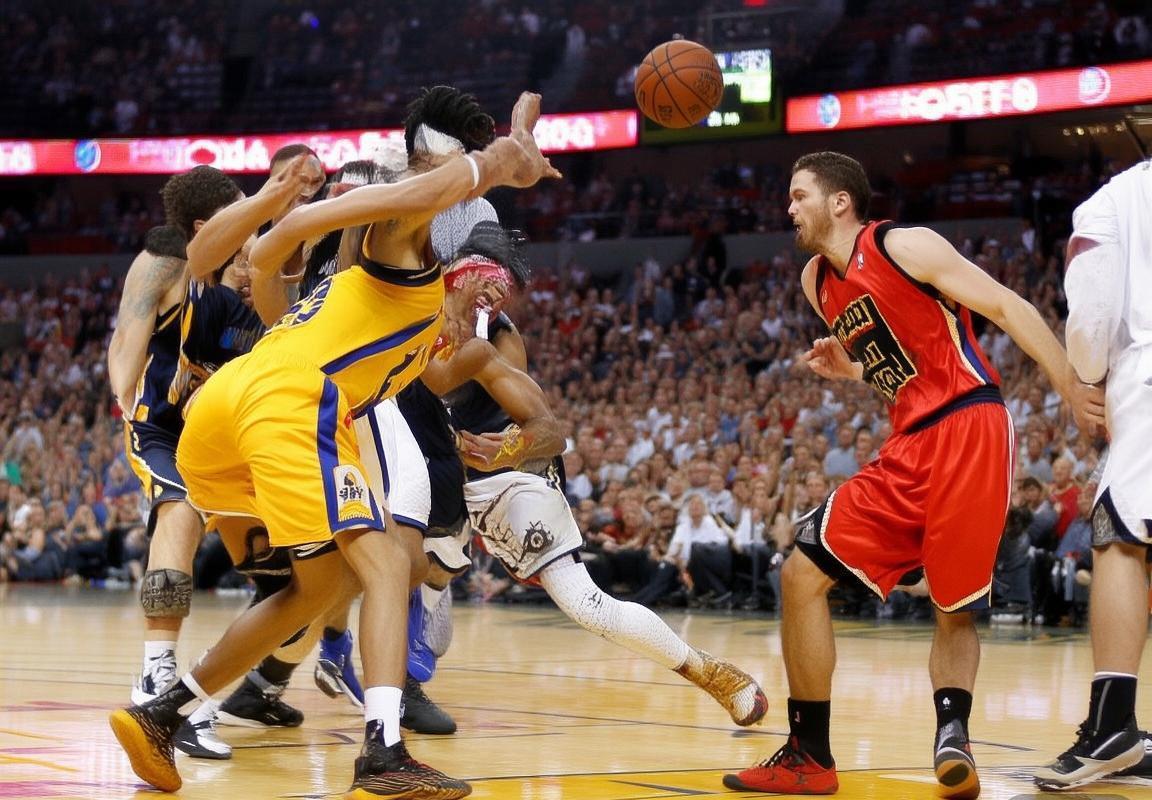 雷霆奇才巅峰对决：威少乔治率队主场绝杀奇才